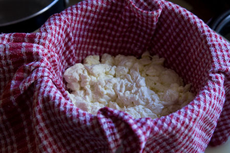 straining the curd